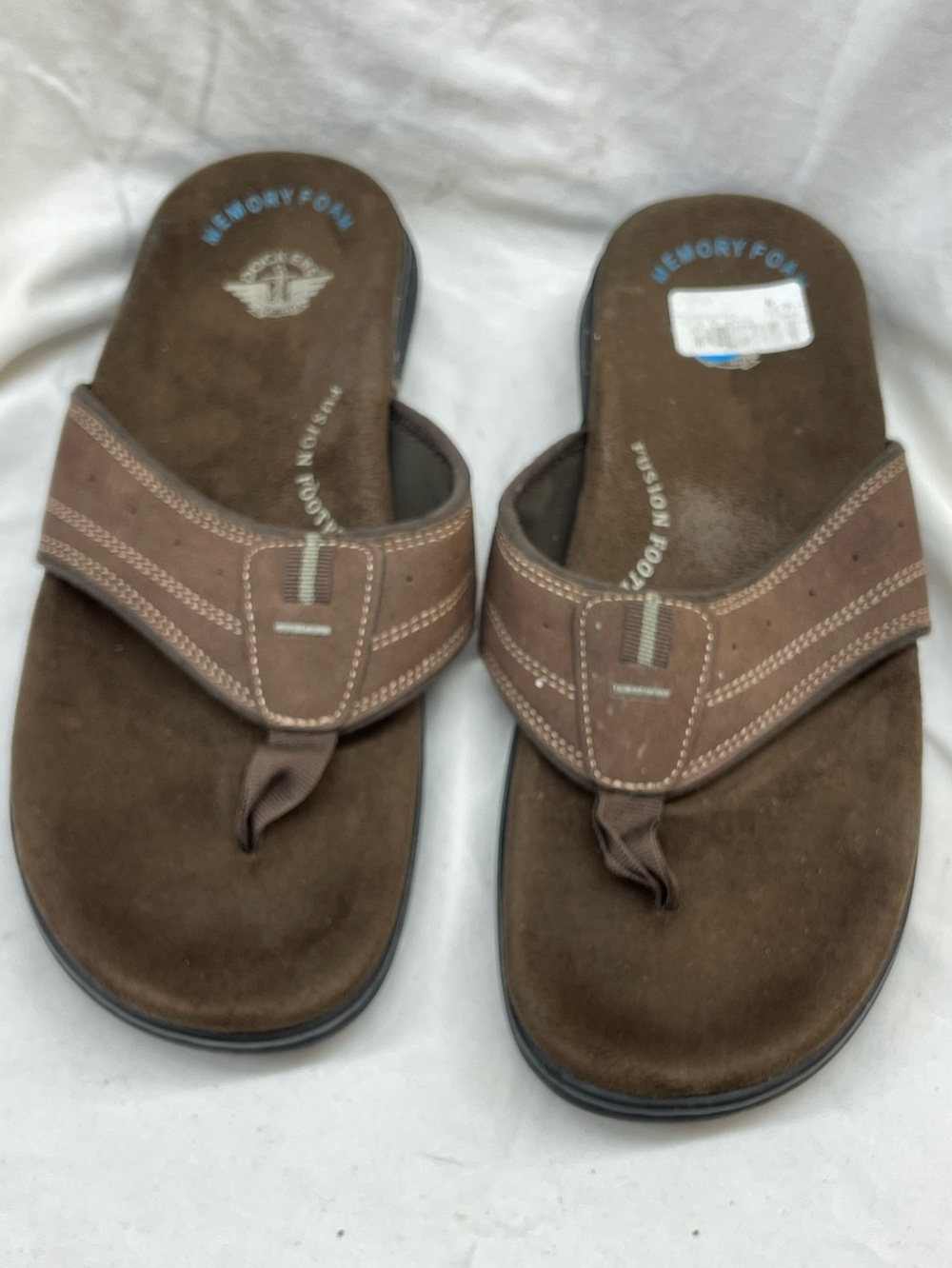 Dockers Men's Brown Memory Foam Flip Flop Sandals sz 10w